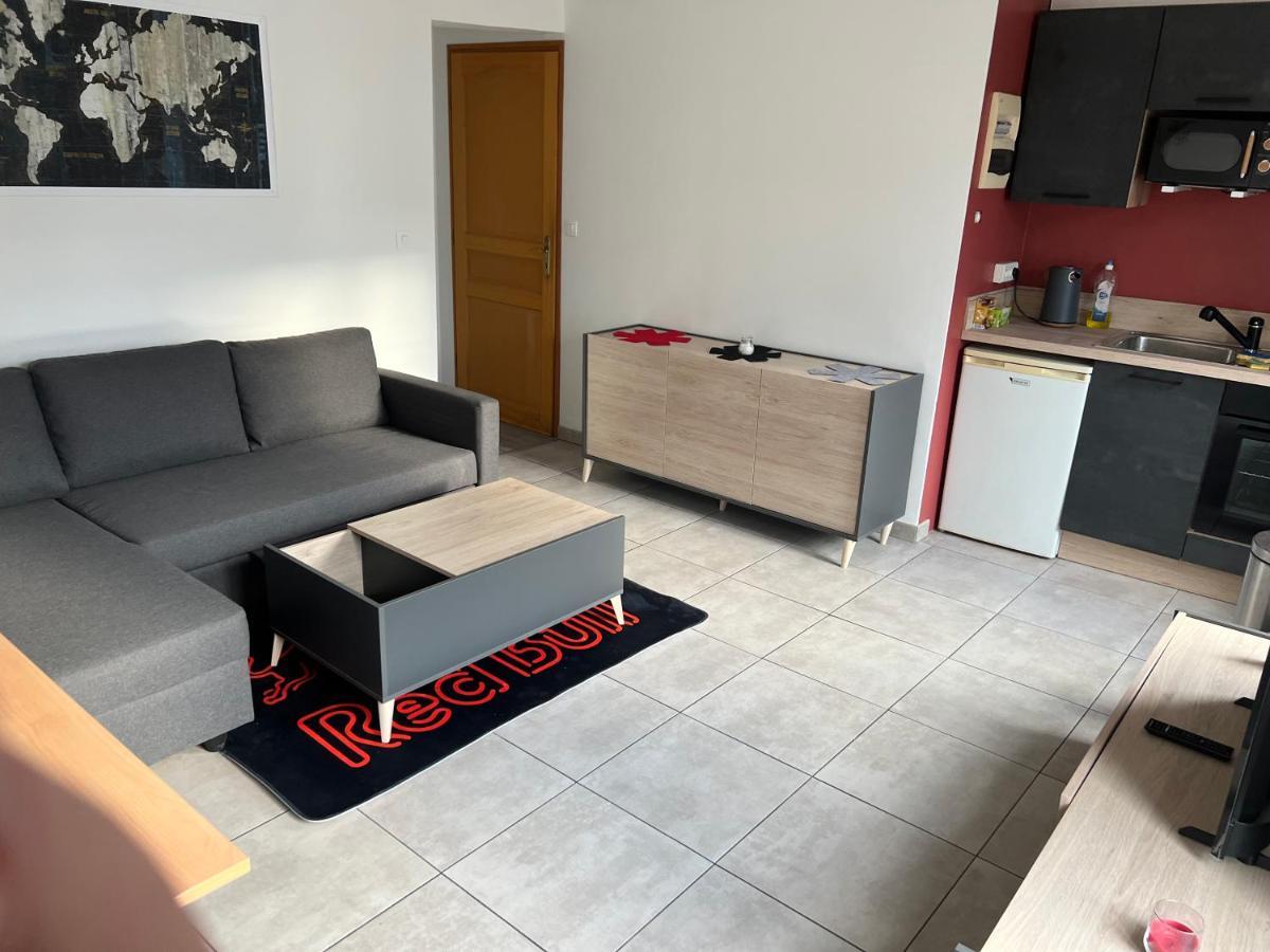 1 Appartement Neuf Centre Flers Acces Facile Proche Gare Et Commodites Exterior photo